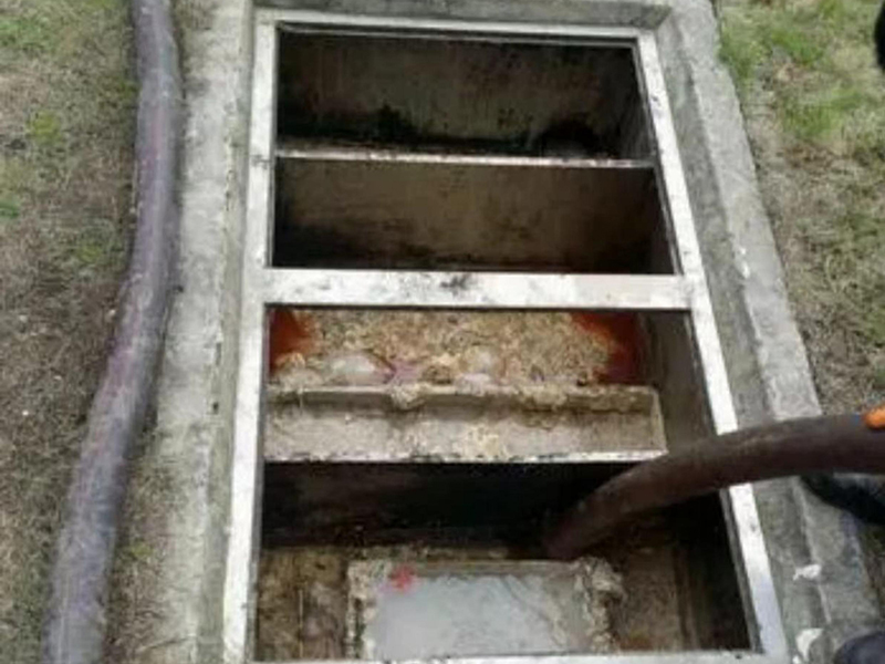 白塔隔油池清理