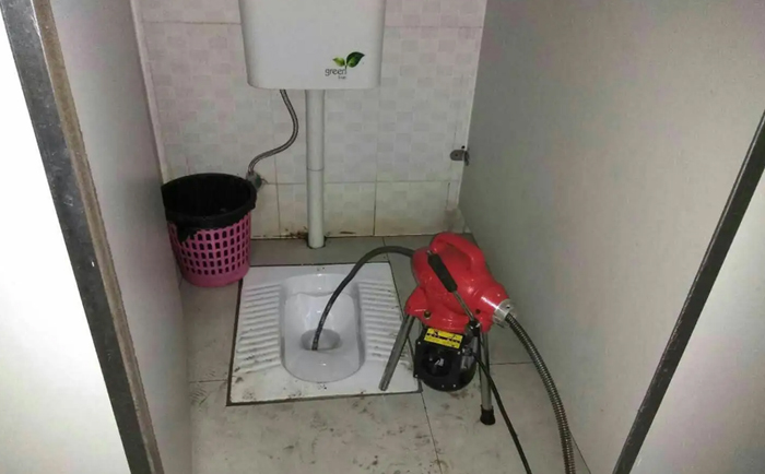 白塔蹲便疏通